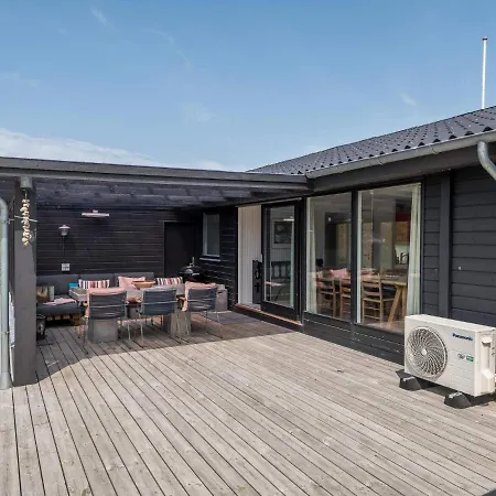 Holiday Liv Holiday home Fano