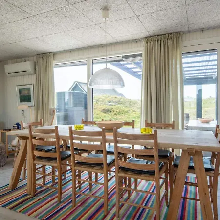 Holiday home Holiday Liv *
