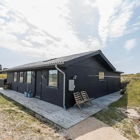 Holiday home Holiday Liv *